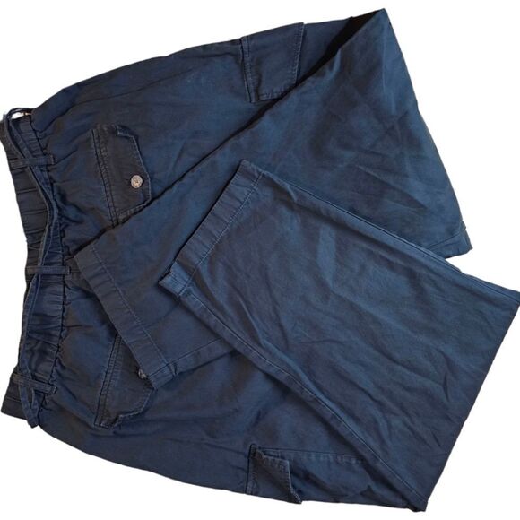 Gap High Rise Straight Leg Charcoal Cargo Pants - Picture 6 of 7